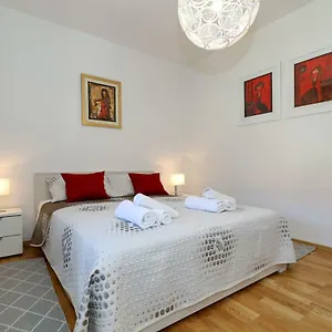  Apartament Apriori - Free Parking